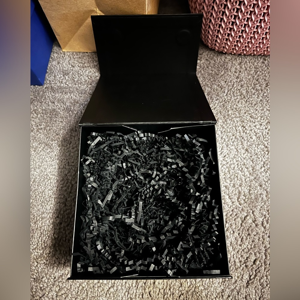 YSL box - Picture 3 of 3